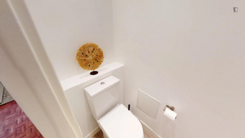 Cosy double bedroom not far from Courbevoie train station