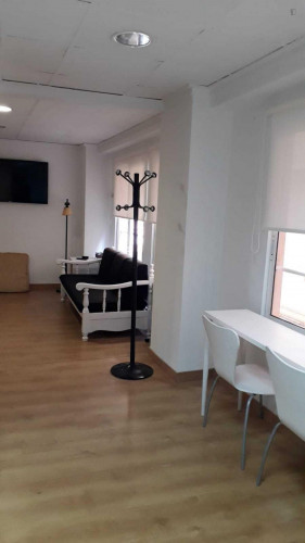 Multiple beds bedroom, with balcony, in 2-bedroom apartment  - Gallery -  5