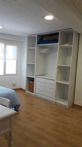 Double bedroom in 2-bedroom apartment