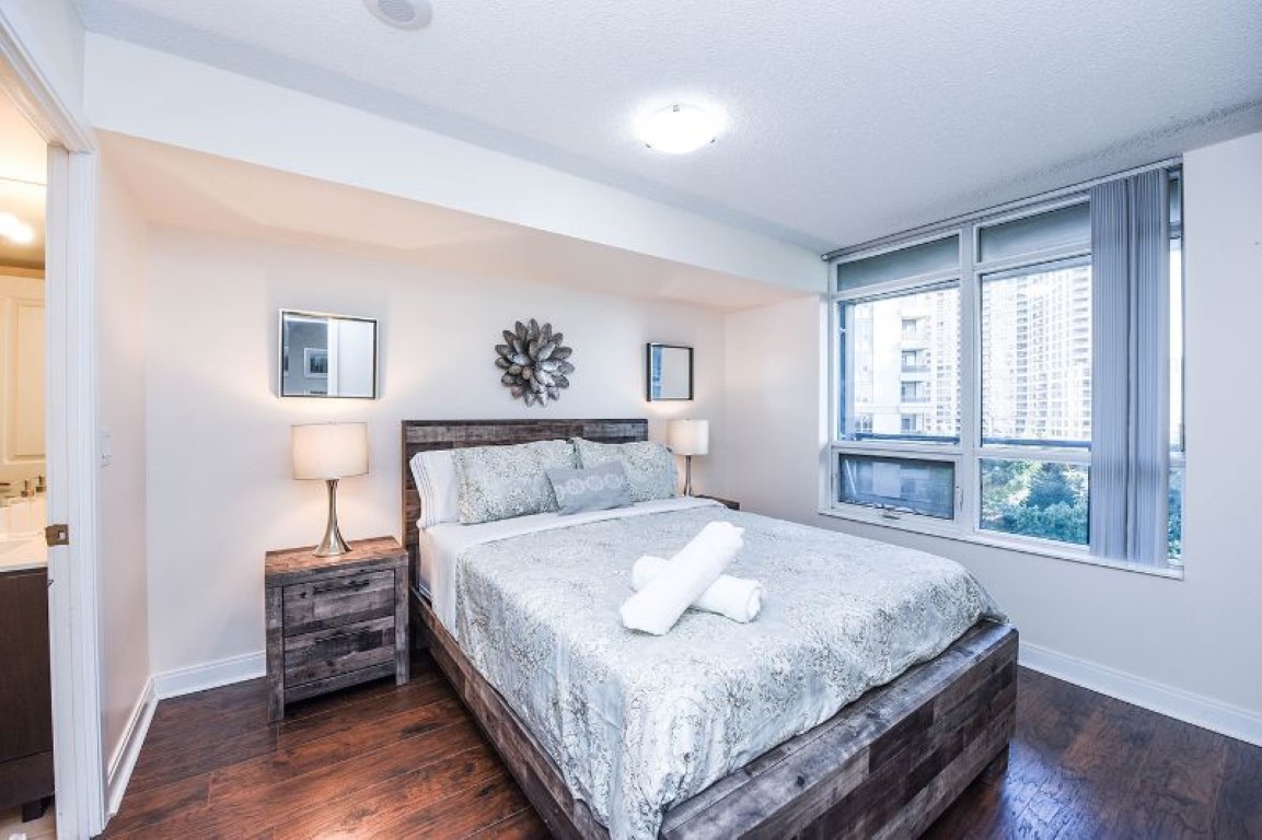 Burnhamthorpe Rd W 1 Serviced Apartments - Gallery - 40