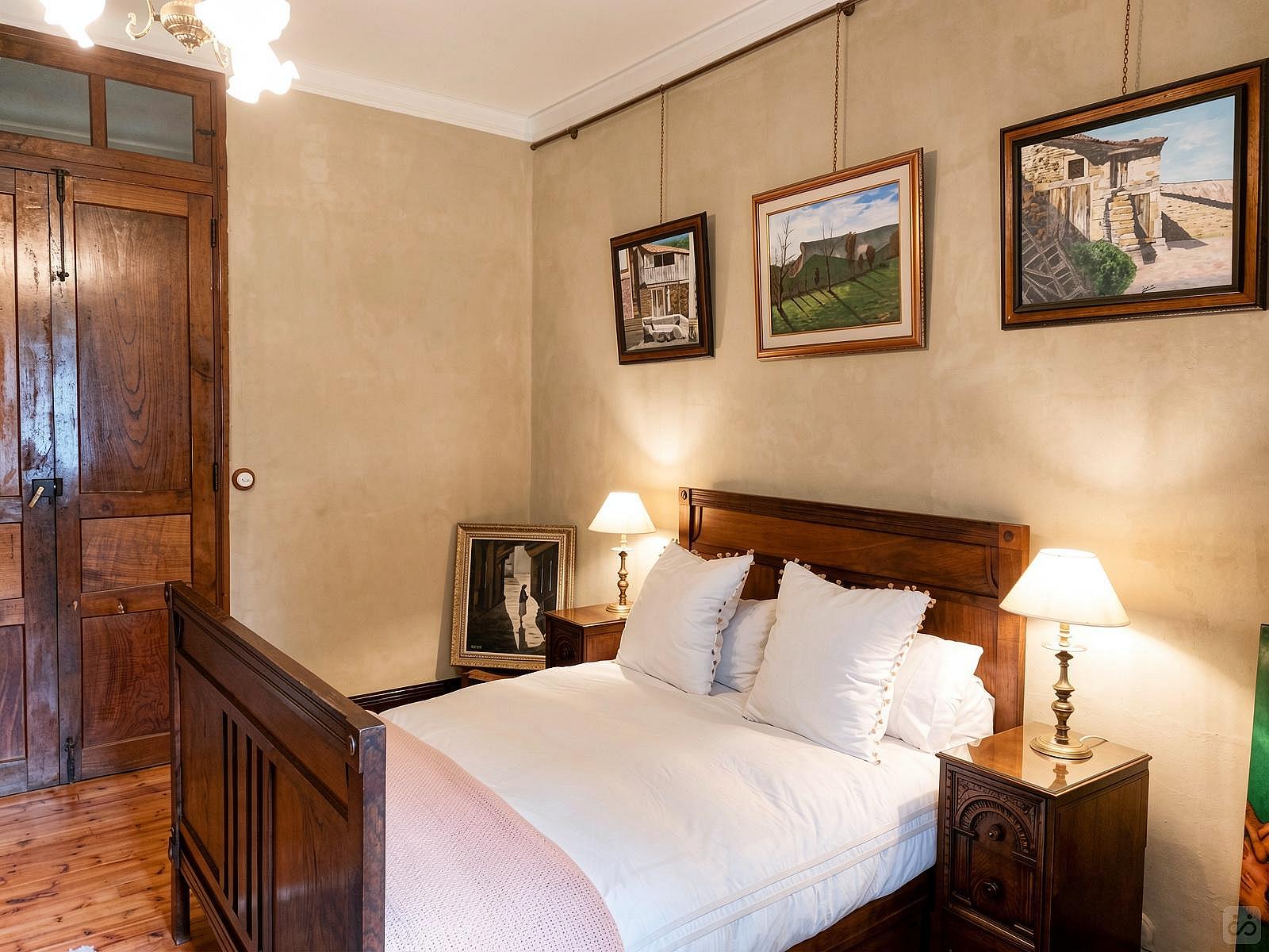  ROOM WITH PRIVATE BATHROOM  -  Gorgeous palazzo near Pazo De San Isidro  - Gallery -  3