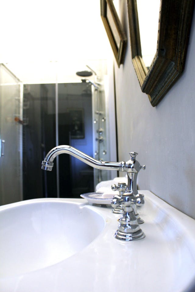  ROOM WITH PRIVATE BATHROOM  -  Gorgeous palazzo near Pazo De San Isidro  - Gallery -  16