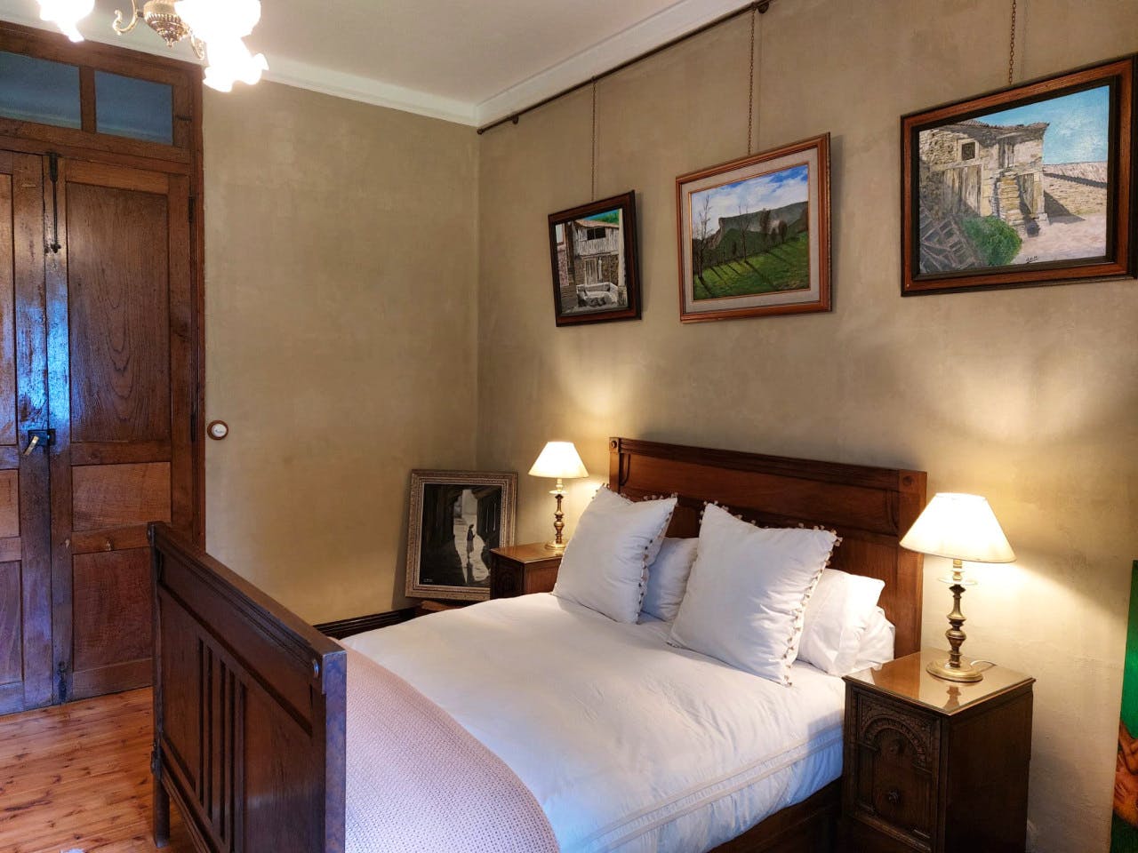  ROOM WITH PRIVATE BATHROOM  -  Gorgeous palazzo near Pazo De San Isidro  - Gallery -  14