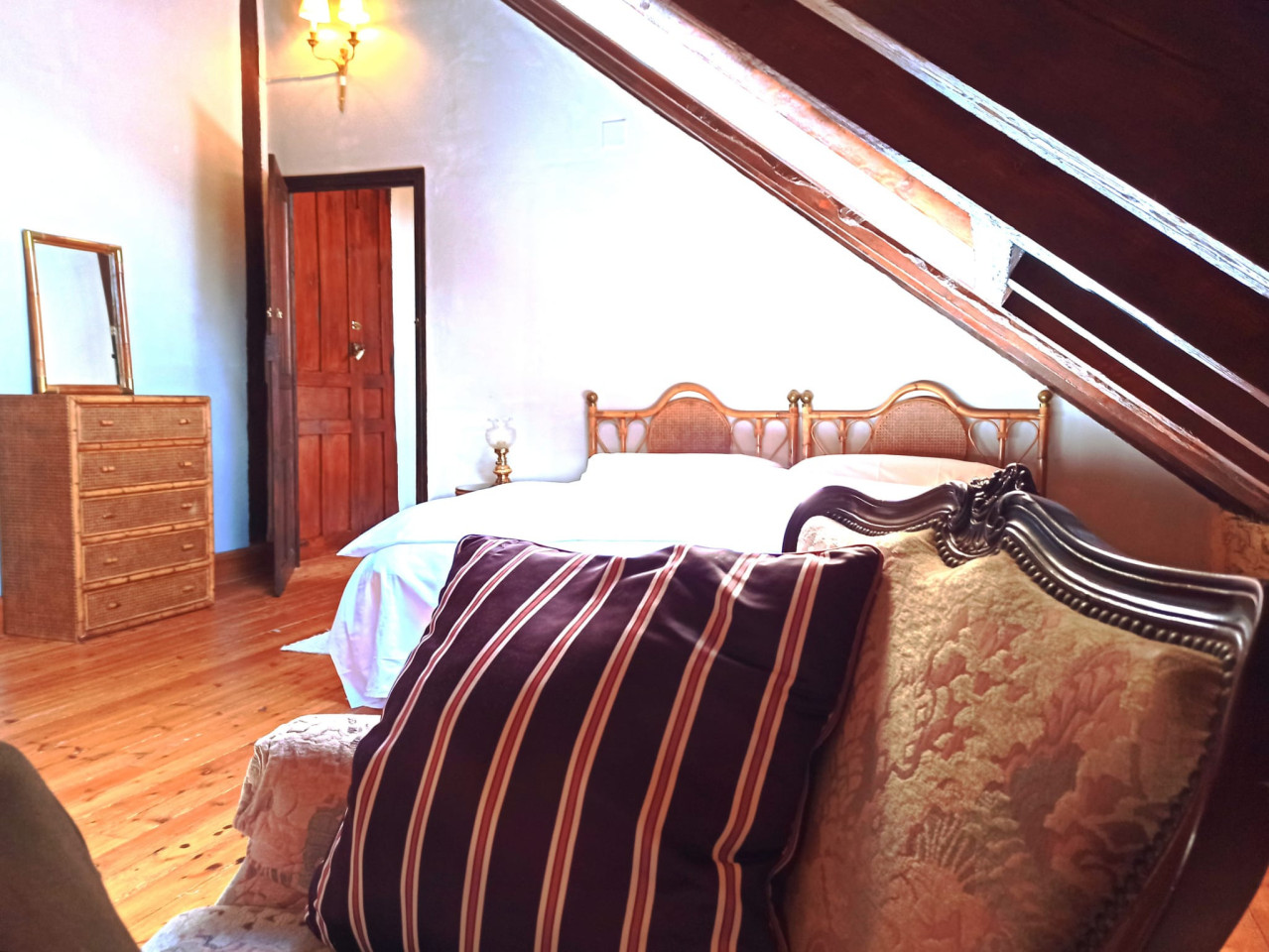  EN-SUITE ROOM  -  Gorgeous palazzo near Pazo De San Isidro  - Gallery -  20