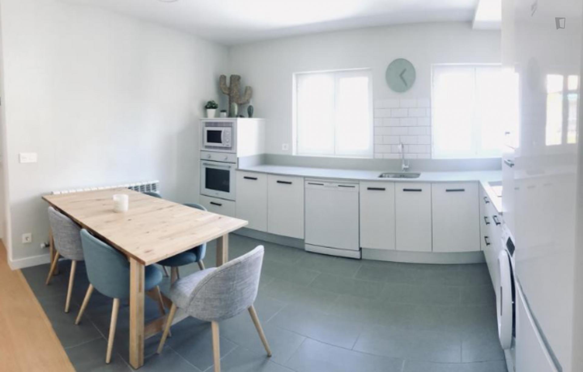 Double bedroom near Salamanca Bus Station