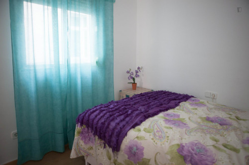 Charming single bedroom next to Galería ALARCÓN CRIADO