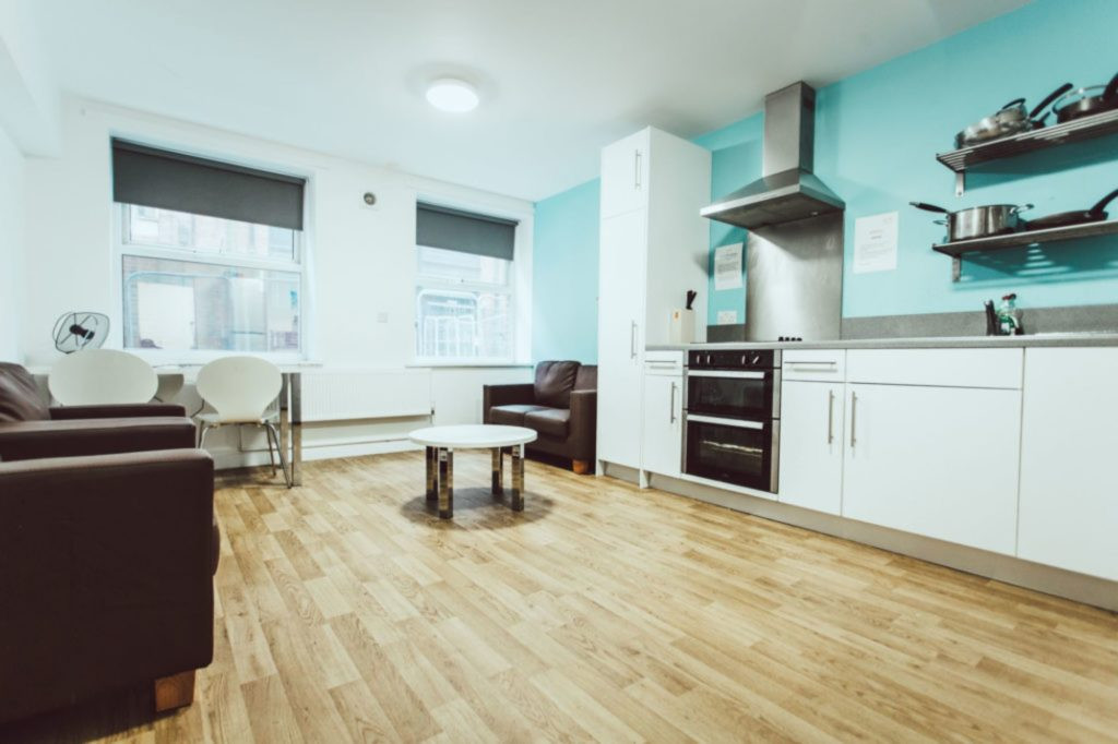 En-Suite 8 Bed - 19