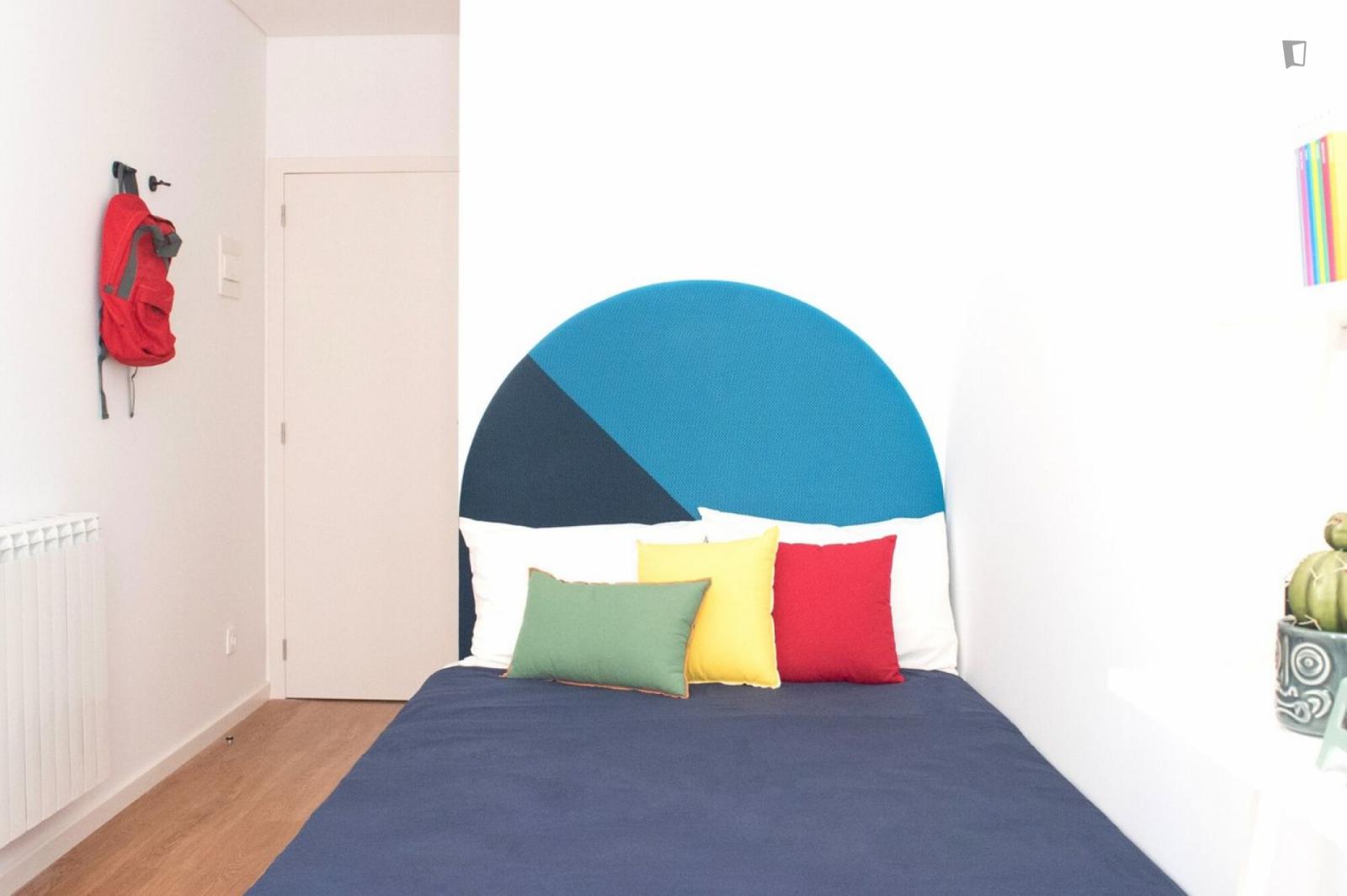  Lovely Single Ensuite Bedroom In Lumiar  -  Lovely single ensuite bedroom in Lumiar  - Gallery -  1