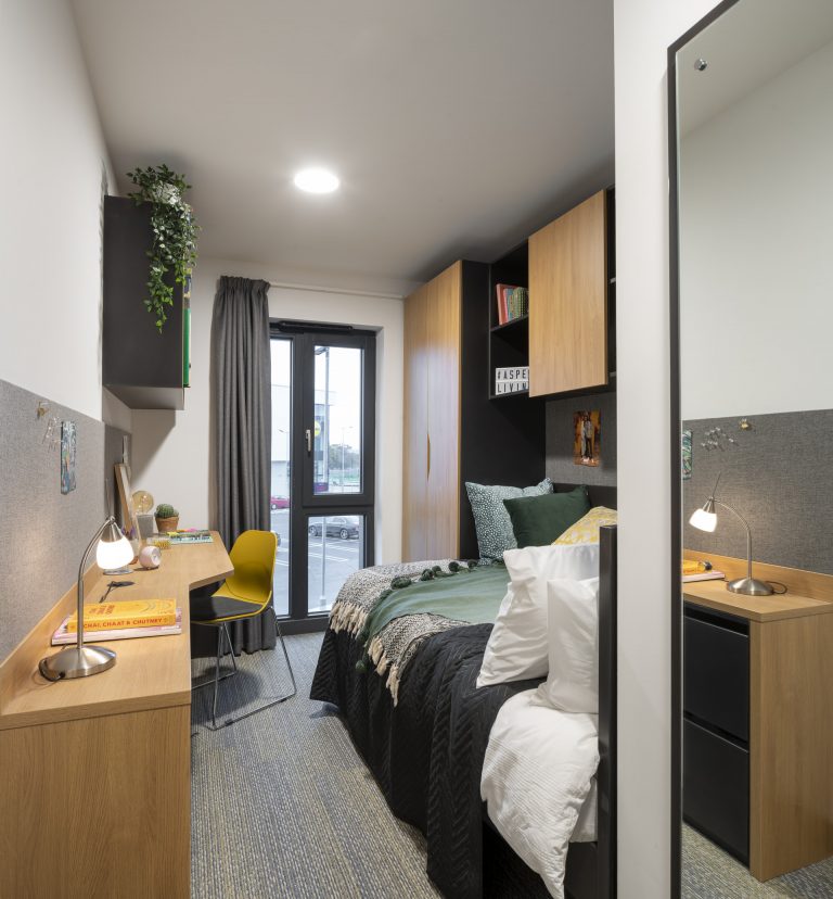  Bronze Ensuite (7 Bed)  -  Aspen  - Gallery -  2