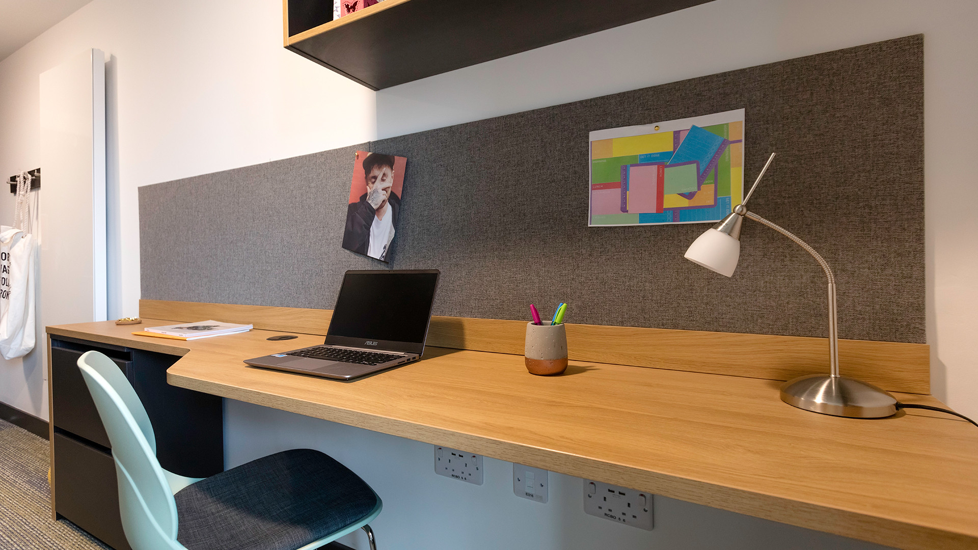  Silver En Suite (6 Bed) East View Upper Floor  -  Aspen  - Gallery -  2