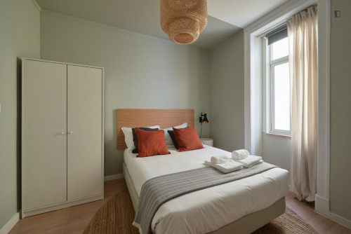 Comfy double bedroom close to Alameda metro station