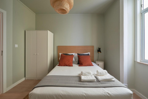 Comfy double bedroom close to Alameda metro station  - Gallery -  5