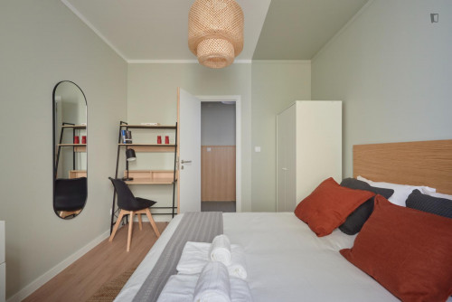 Comfy double bedroom close to Alameda metro station - Gallery - 6