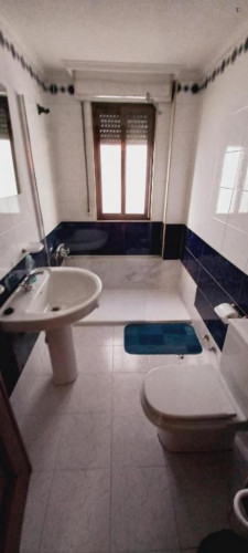 Spacious 3-bedrooms apartment in Salamanca close to Parque de los Jesuitas with Parking