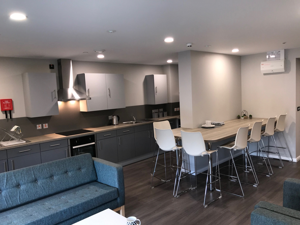 En-Suite - Little Patrick Street - Gallery - 2