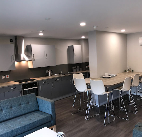 En-Suite Silver - Accessible - Little Patrick Street - Gallery - 4