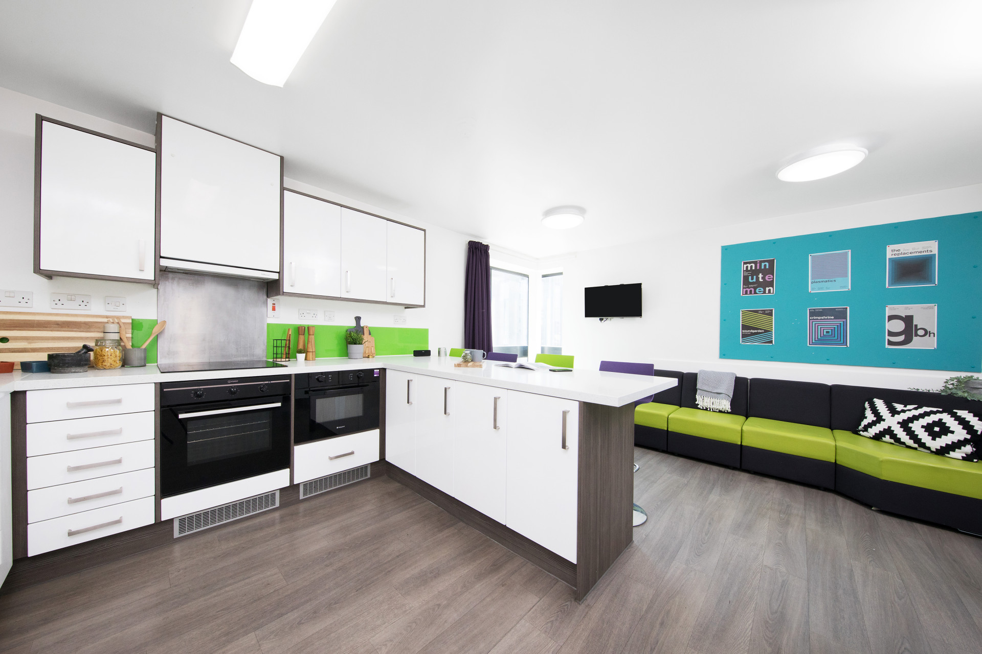  Classic Ensuite  -  Prospect Point Liverpool  - Gallery -  3