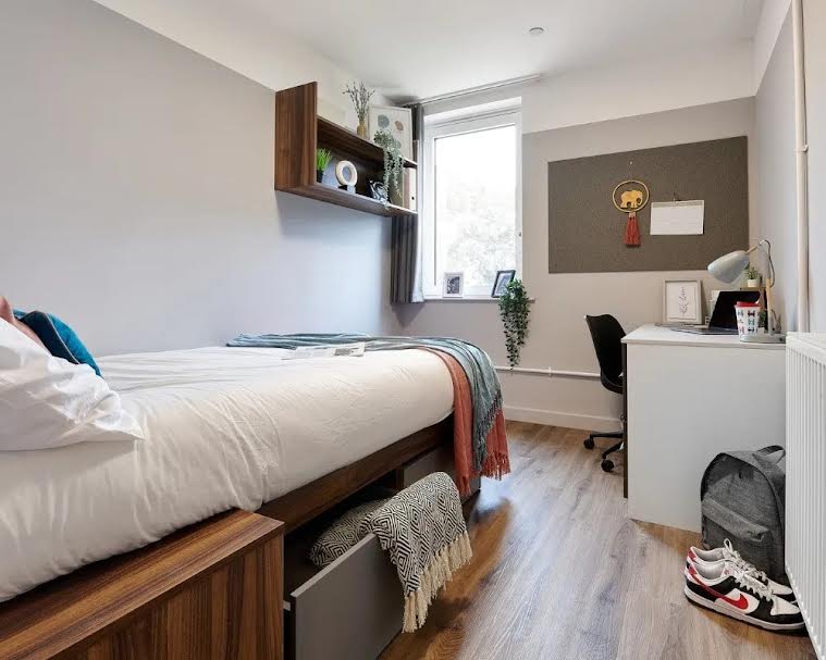  Silver En-Suite  -  The Helix Wembley - Flexible Tenancies  - Gallery -  7