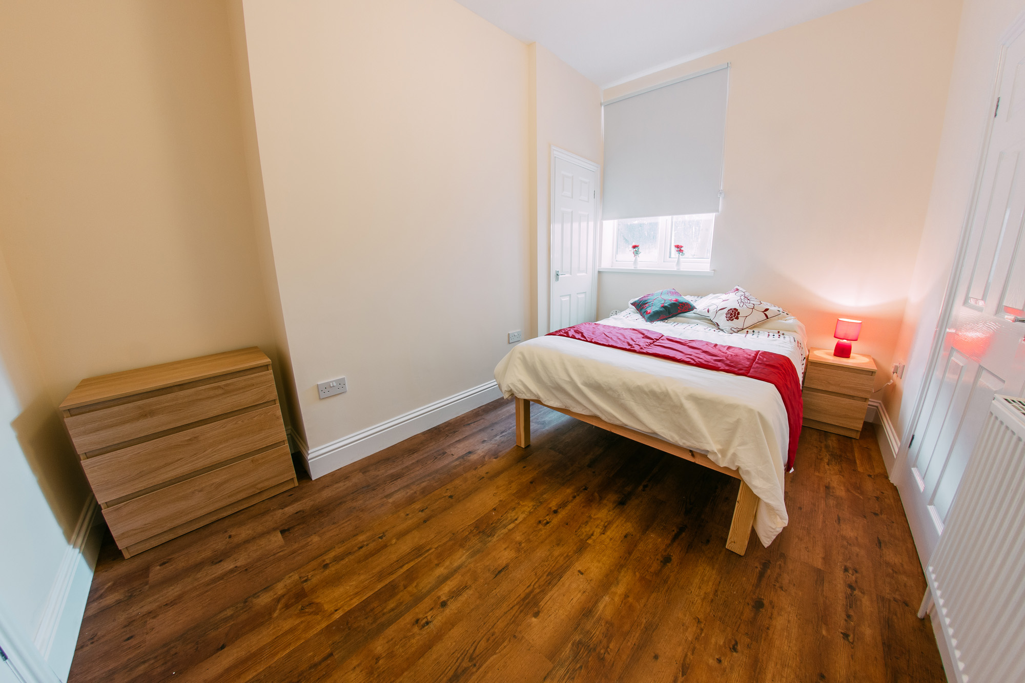 3-Bedroom Apartment - 389 Beverley Road  -  بيفرلي رود هول  - Gallery -  1