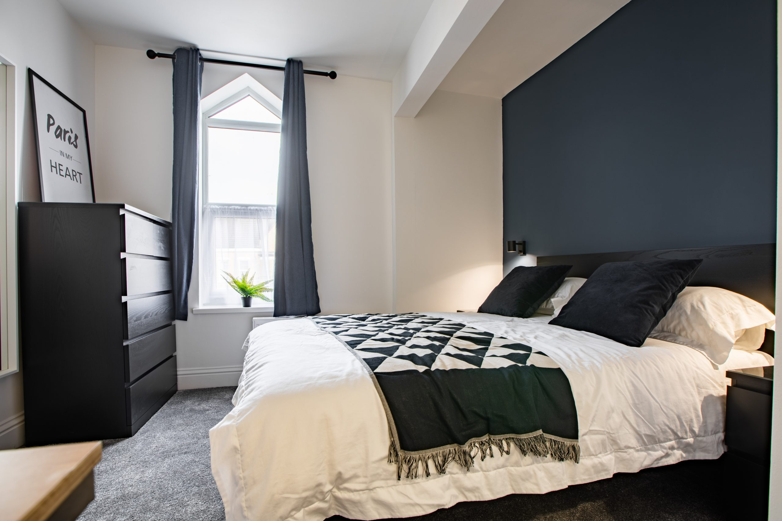  2-Bedroom Apartment - APT 7 115-117 Beverley Road  -  بيفرلي رود هول  - Gallery -  3