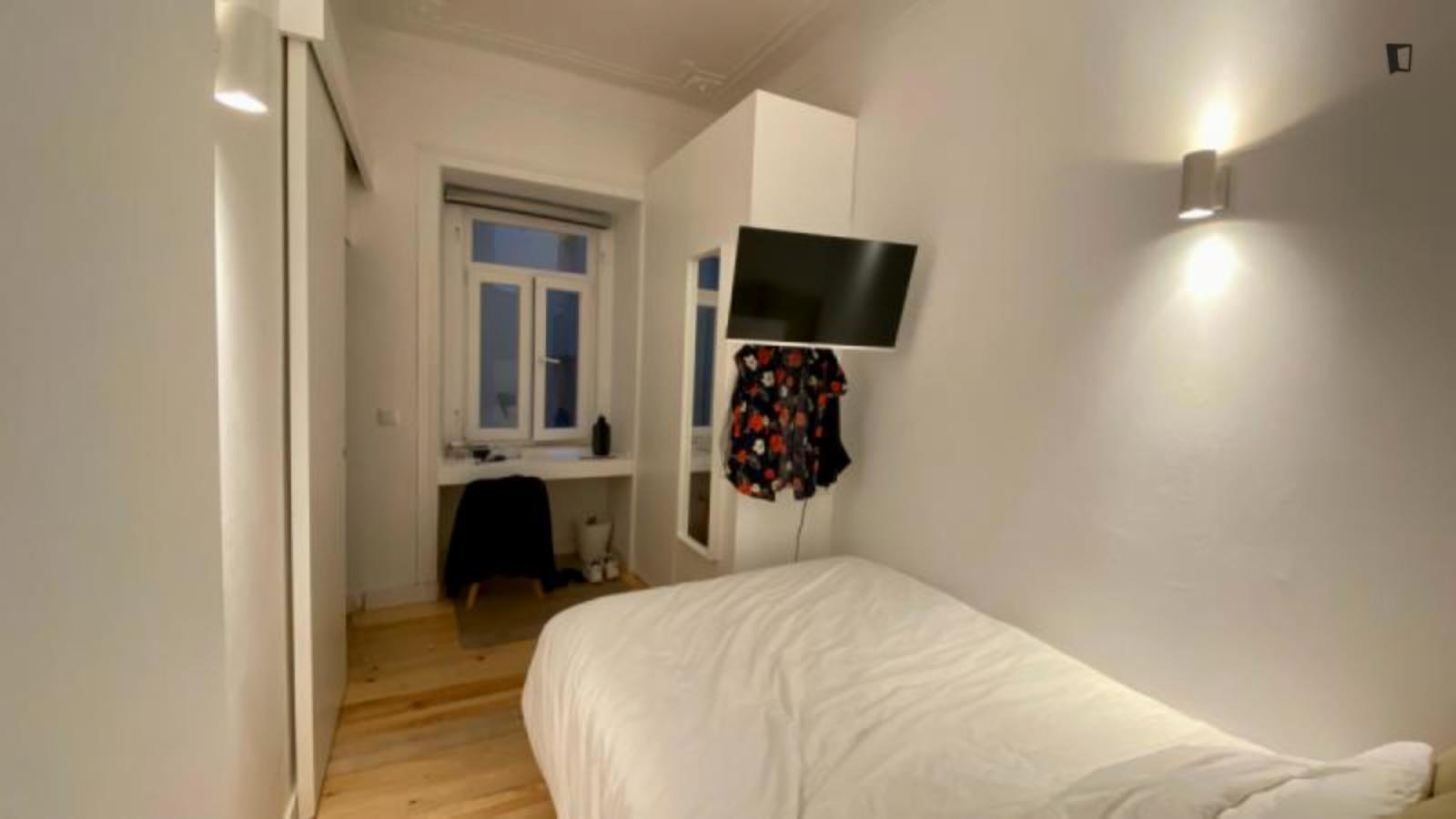  Unique Cozy Suite W/ Private Bath  Central Lisbon  -  Unique Cozy Suite w/ Private Bath  Central Lisbon  - Gallery -  1