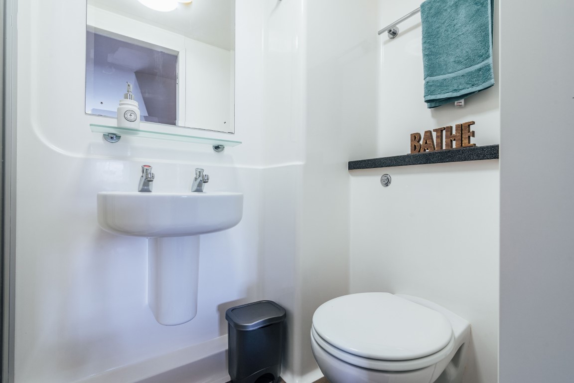  6-Bedroom Apartment - APT 13 Alexandra House  -  Alexandra House Hull  - Gallery -  9