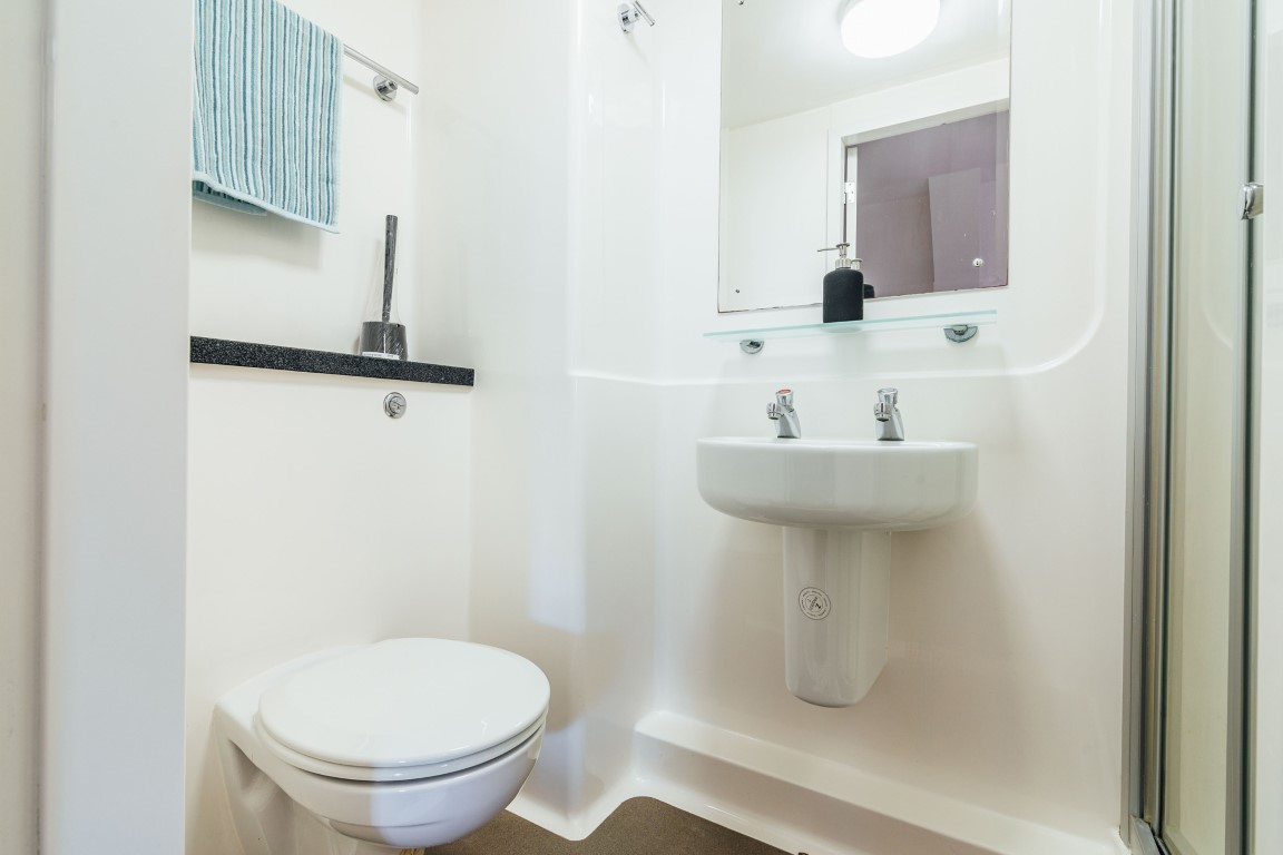  6-Bedroom Apartment - APT 13 Alexandra House  -  Alexandra House Hull  - Gallery -  3