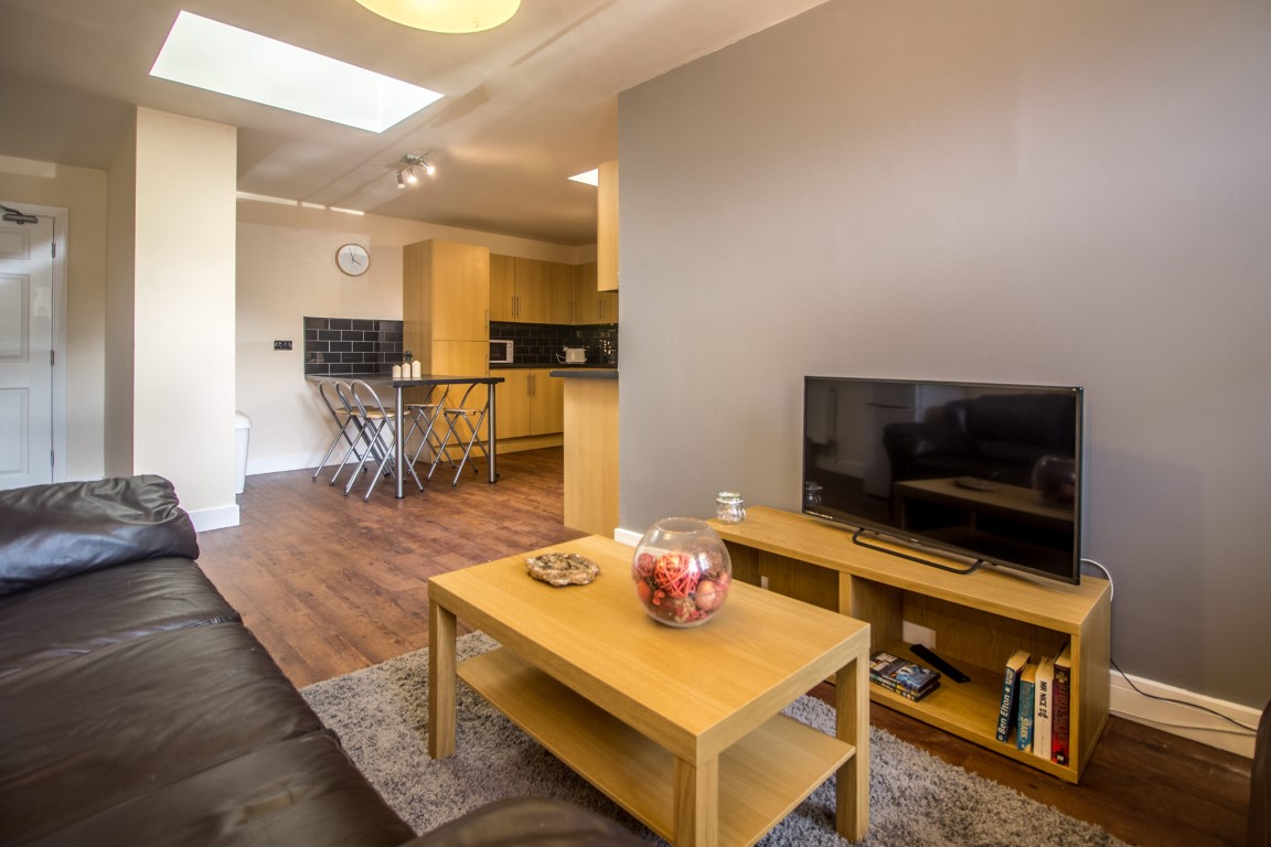  5-Bedroom Apartment - APT 4 Alexandra House  -  Alexandra House Hull  - Gallery -  3