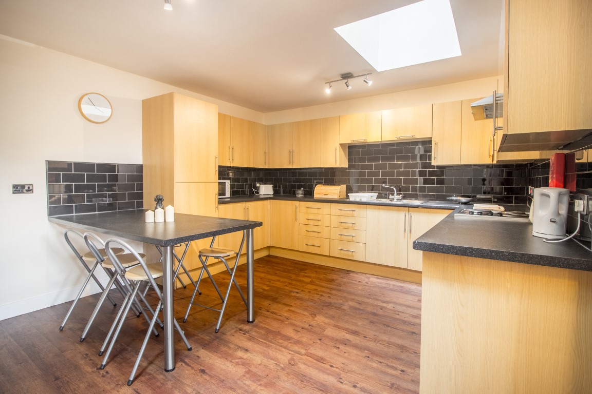  5-Bedroom Apartment - APT 4 Alexandra House  -  Alexandra House Hull  - Gallery -  9