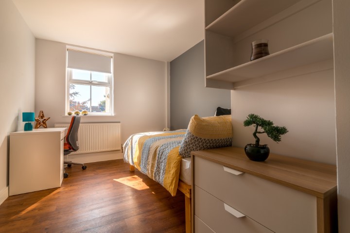 4-Bedroom Apartment - APT 1 Alexandra House  -  Alexandra House Hull  - Gallery -  5