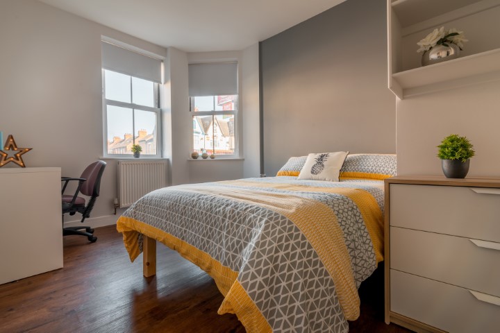  4-Bedroom Apartment - APT 1 Alexandra House  -  Alexandra House Hull  - Gallery -  1