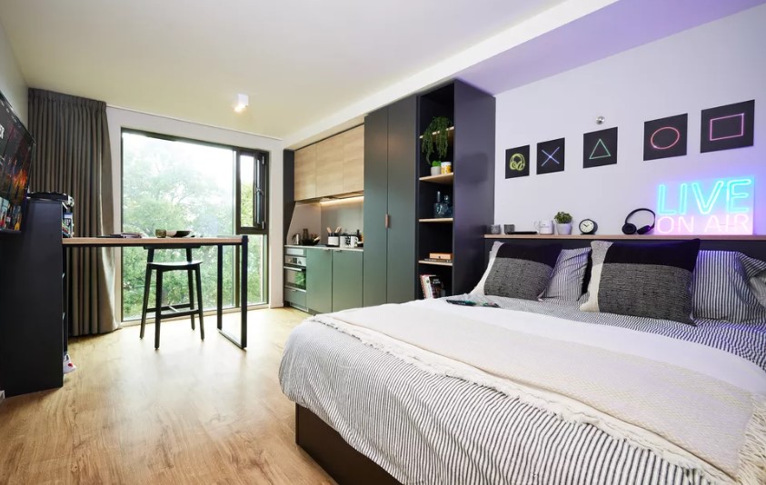  Classic Plus Studio  -  Pebble Mill Student Accommodation Birmingham - Flexible Tenancies  - Gallery -  4