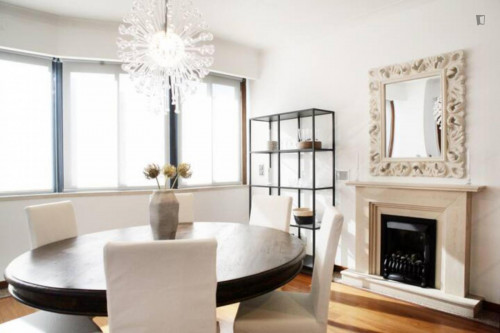 Very cool 2-bedroom apartment in Parque das Nações - Gallery - 19