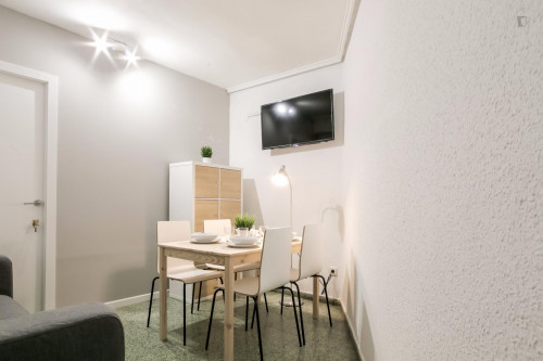 Superb single bedroom in a student flat, in Valencia - Gallery - 3