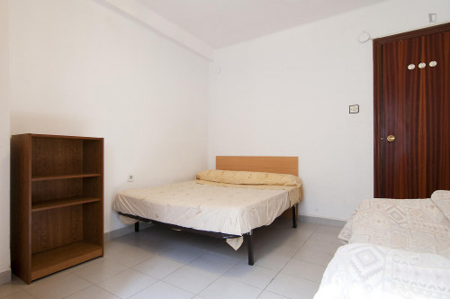 Typical and warm 2-bedroom apartment in Benimaclet