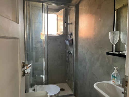 Lovely double bedroom close to Alcântara-Terra train station - Gallery - 7