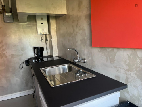 Lovely double bedroom close to Alcântara-Terra train station  - Gallery -  5