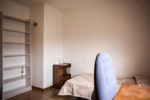 Great looking single bedroom near Universidad Pablo de Olavide