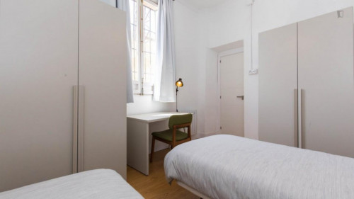 1-bedroom apartment, with outdoor area
