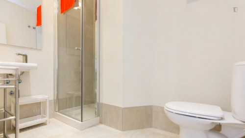 1-bedroom apartment, with outdoor area