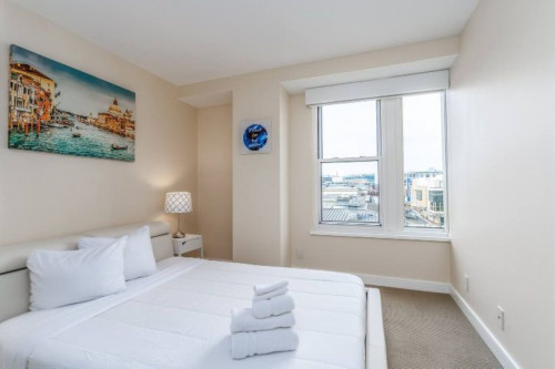 8th St NW Apartments - Rooms