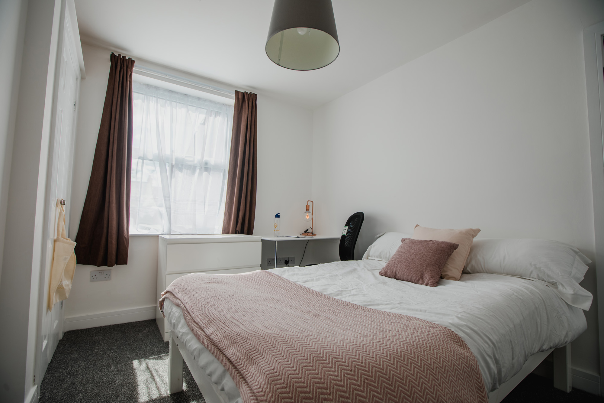  4-Bedroom Apartment  -  Ventnor Street  - Gallery -  10