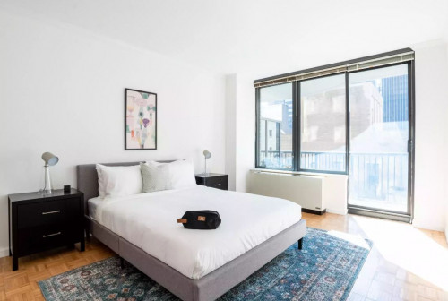East 57th Street Apartments - Gallery - 15