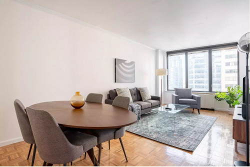 East 57th Street Apartments - Gallery - 9