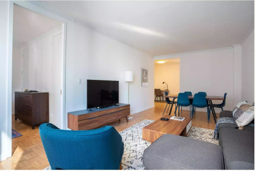 East 57th Street Apartments - Gallery - 11