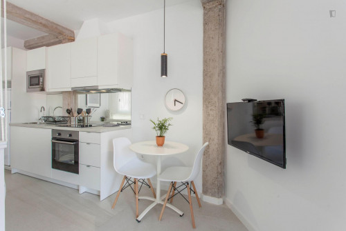 Ample and bright studio in Benicalap - Gallery - 8