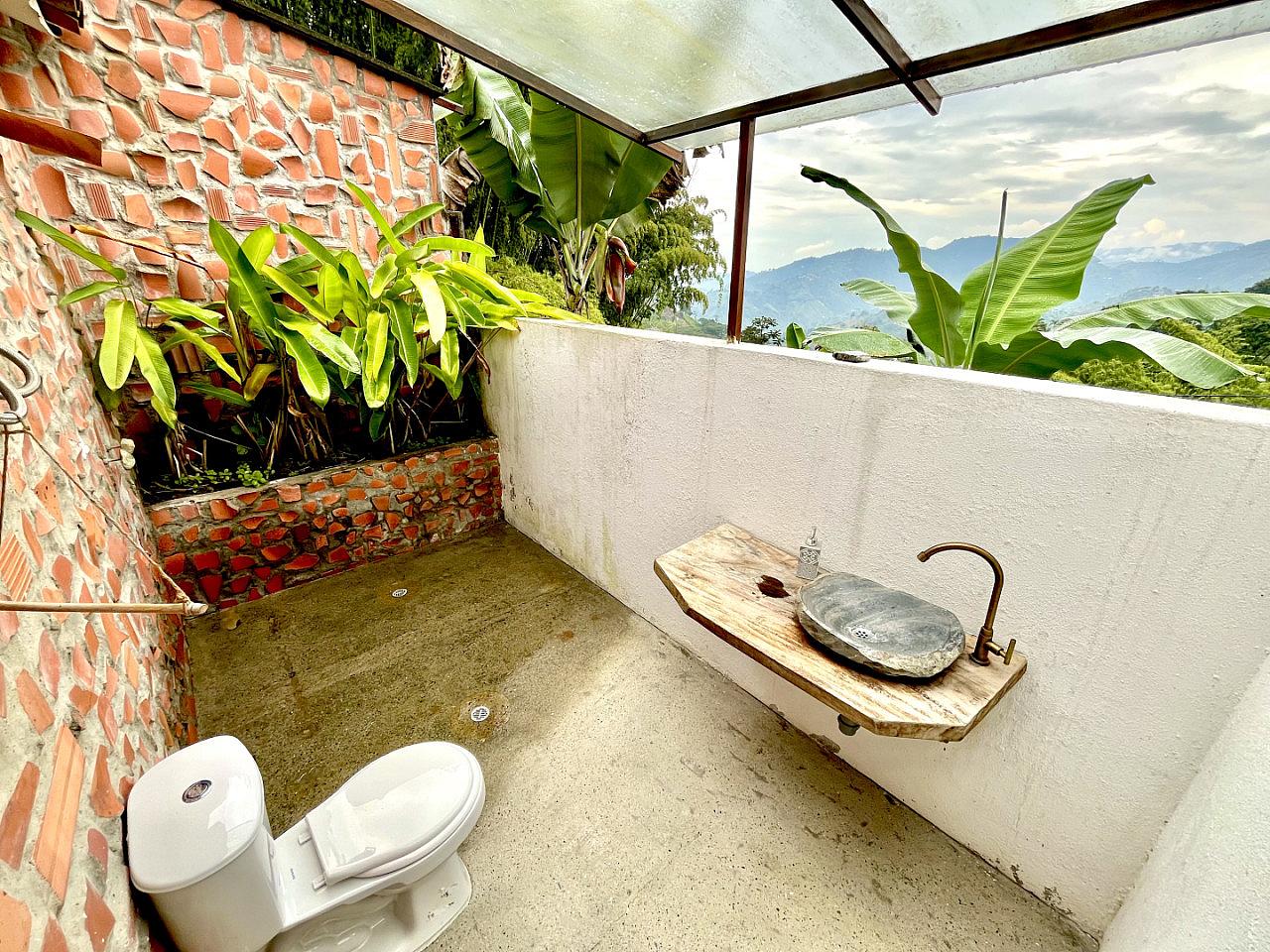 Open Sky/Garden Shower Room - 20