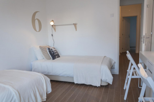 Gorgeous twin bedroom in Lumiar