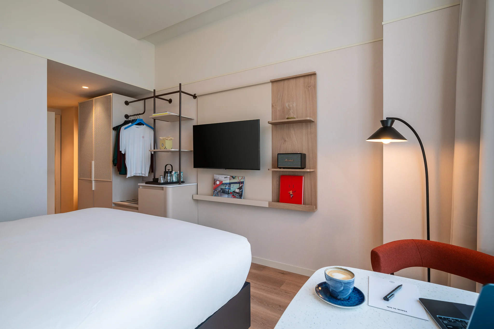  Comfort Double  -  The Social Hub Barcelona - Poblenou  - Gallery -  1