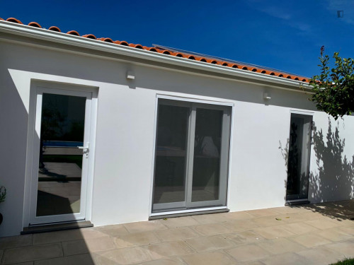 Delightful studio in Olho Marinho - Gallery - 10